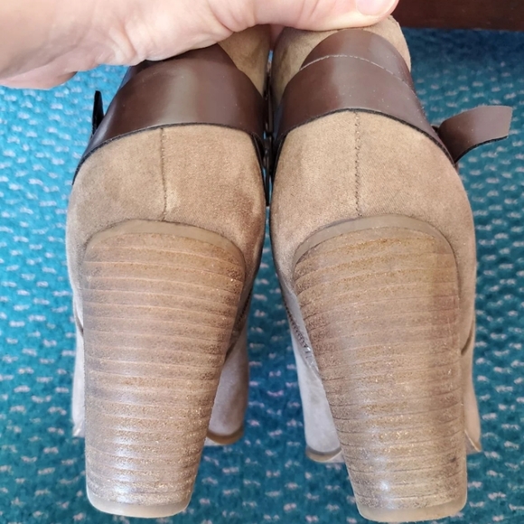 Carlos booties - Picture 2 of 5